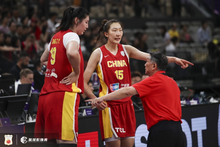足球世界杯官网-中国女篮占优的内线表现低迷&amp;外线投射糟糕 张子宇可能是唯一亮点