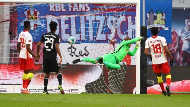 2026年世界杯官网-德甲“收工”，全力打巴黎！弗利克：绝不会拿莱万冒险